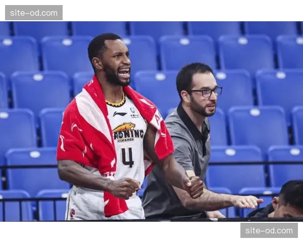 上海弗格古德温双外援:关键时刻得分稳定性的节奏保障